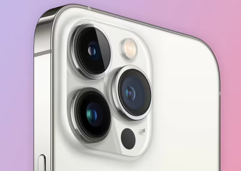 消息称苹果 iPhone 16 Pro 系列将引入四重反射棱镜设计